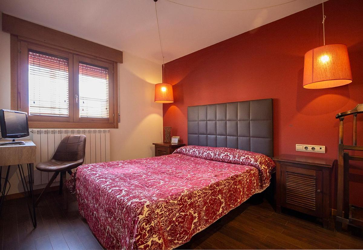 Hostal Los Canteros Golmayo Екстериор снимка