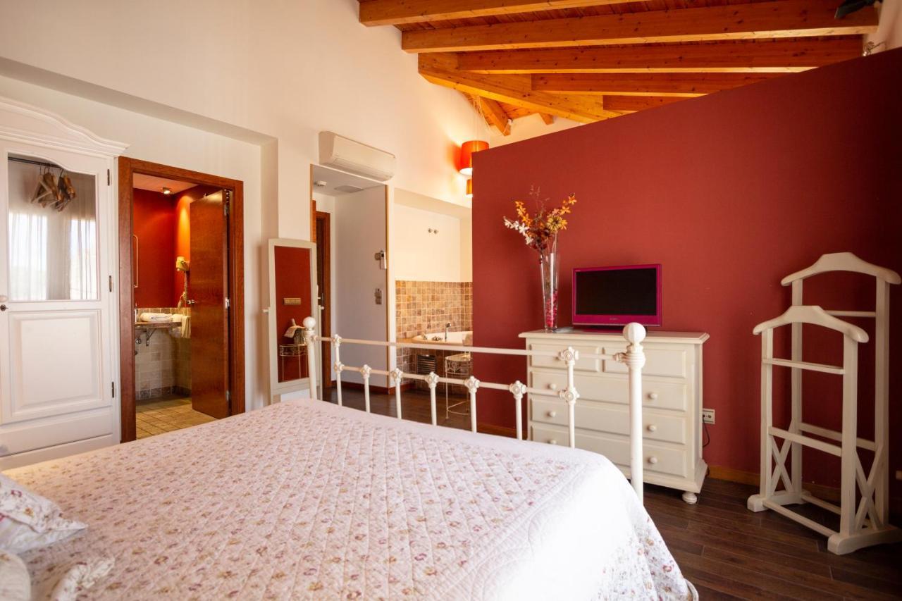 Hostal Los Canteros Golmayo Екстериор снимка