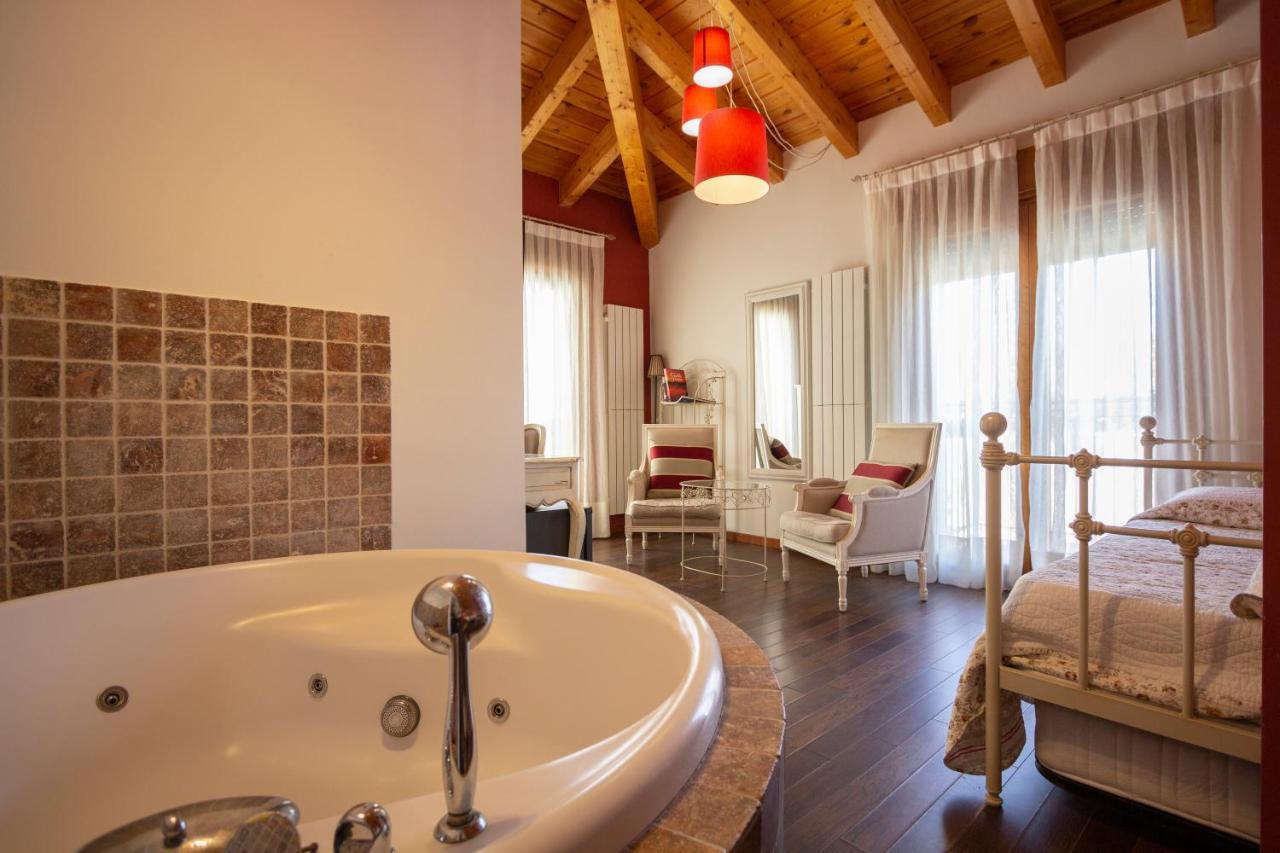 Hostal Los Canteros Golmayo Екстериор снимка