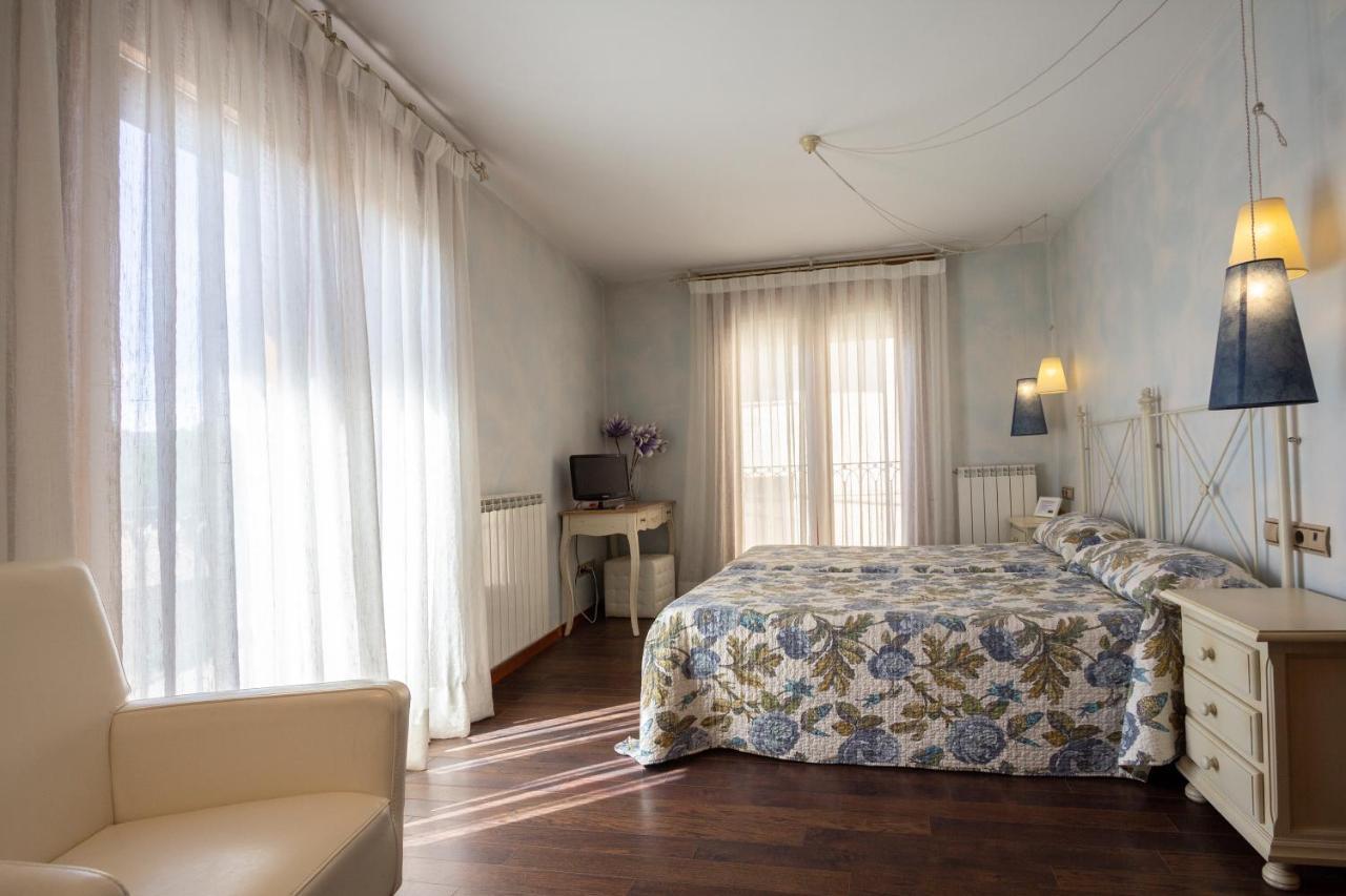 Hostal Los Canteros Golmayo Екстериор снимка